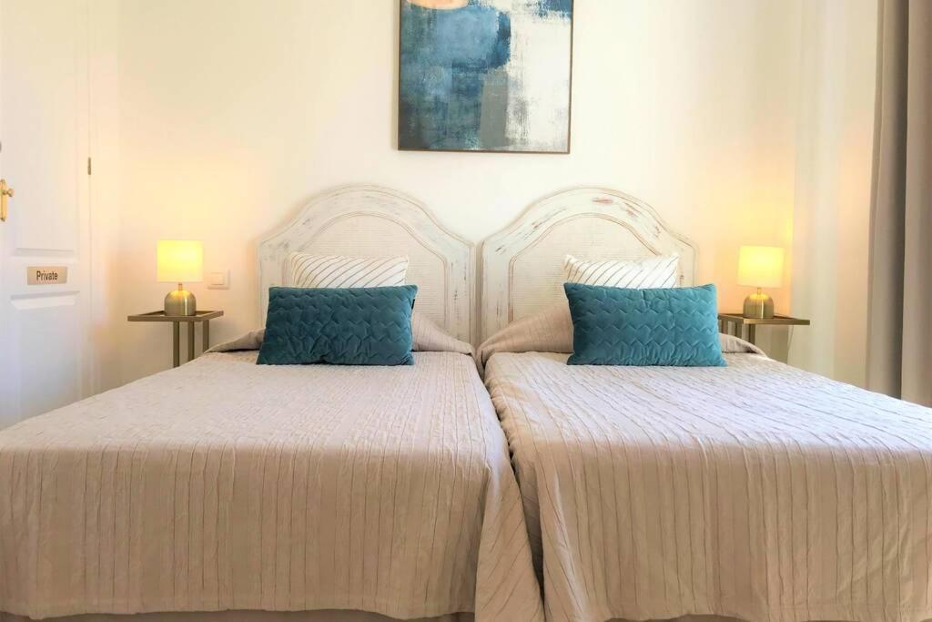 Penthouse Bermuda Beach 2 Εστεπόνα Εξωτερικό φωτογραφία