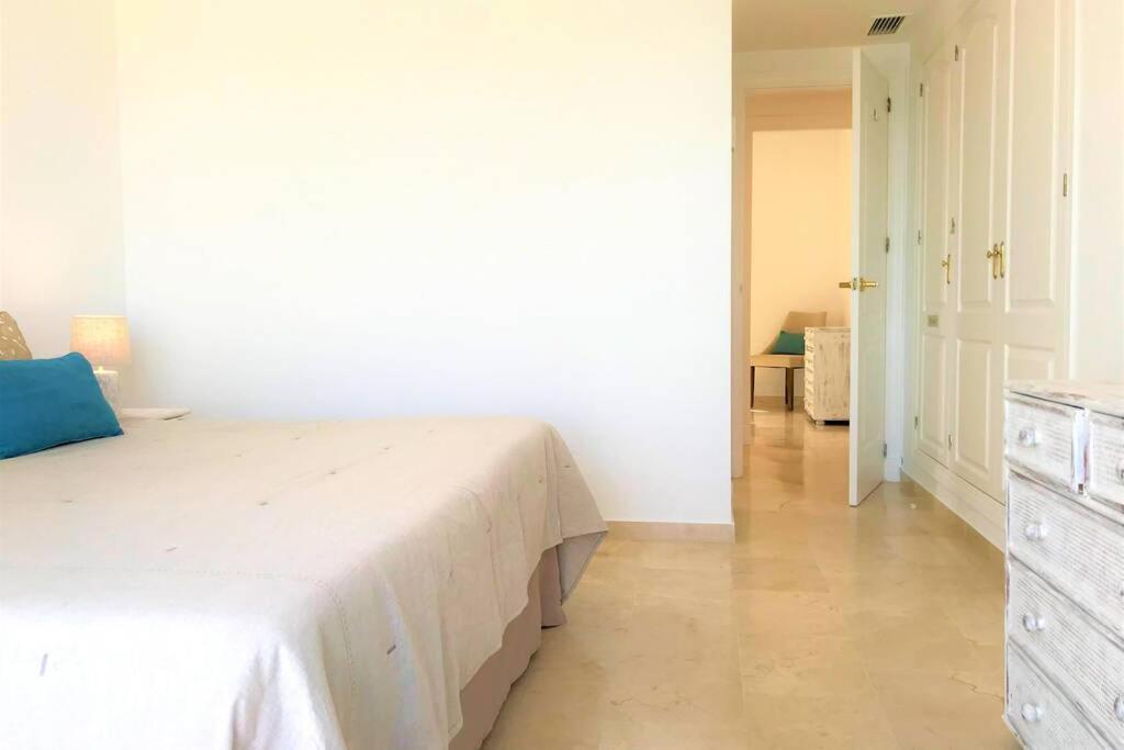 Penthouse Bermuda Beach 2 Εστεπόνα Εξωτερικό φωτογραφία