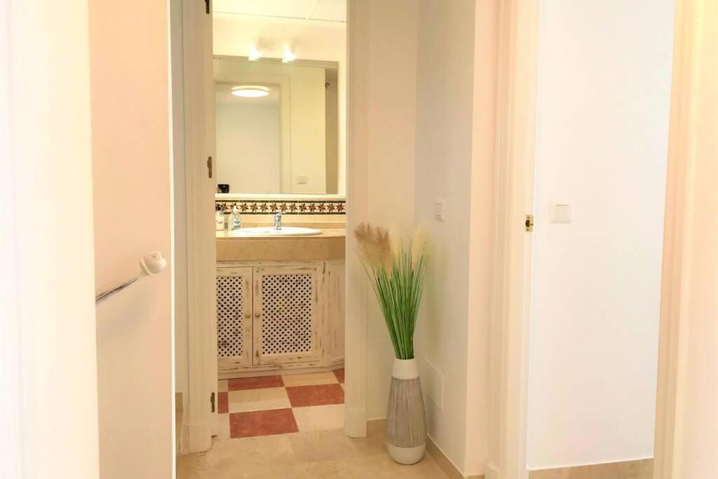 Penthouse Bermuda Beach 2 Εστεπόνα Εξωτερικό φωτογραφία