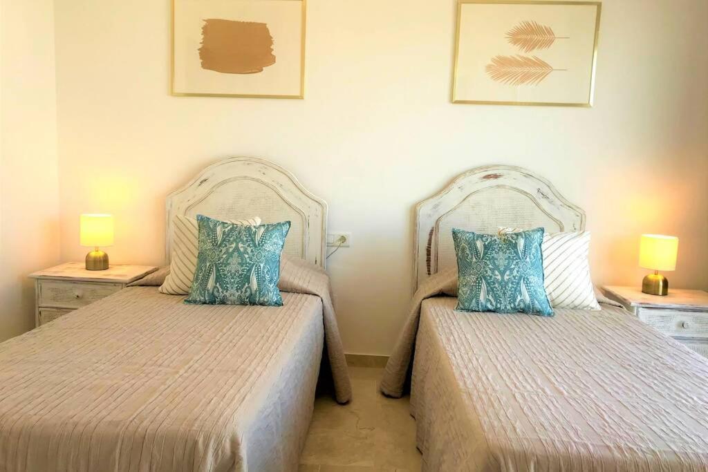 Penthouse Bermuda Beach 2 Εστεπόνα Εξωτερικό φωτογραφία